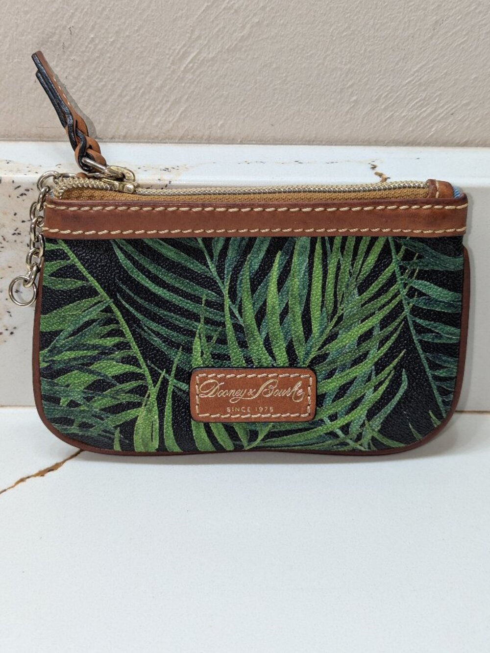 Dooney & Bourke palm frond wristlet, EUC!